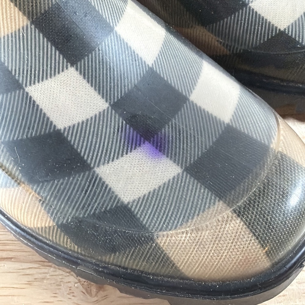 BURBERRY Haymarket Rain Boots Classic Check Size 35 Made In Italy READ! - Picture 3 of 12